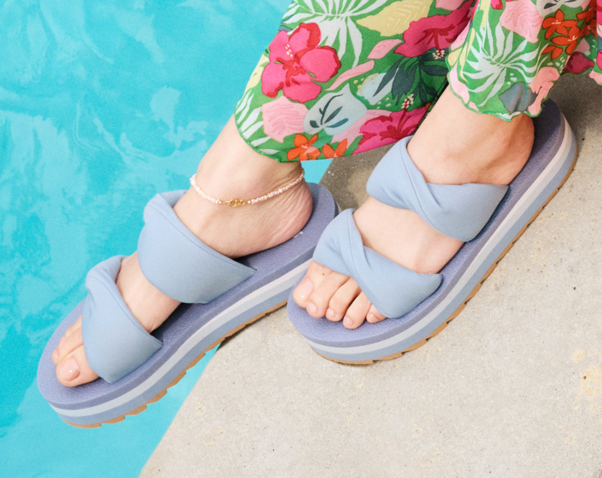 Yoga Twist-N-Slide - Women | Sanuk